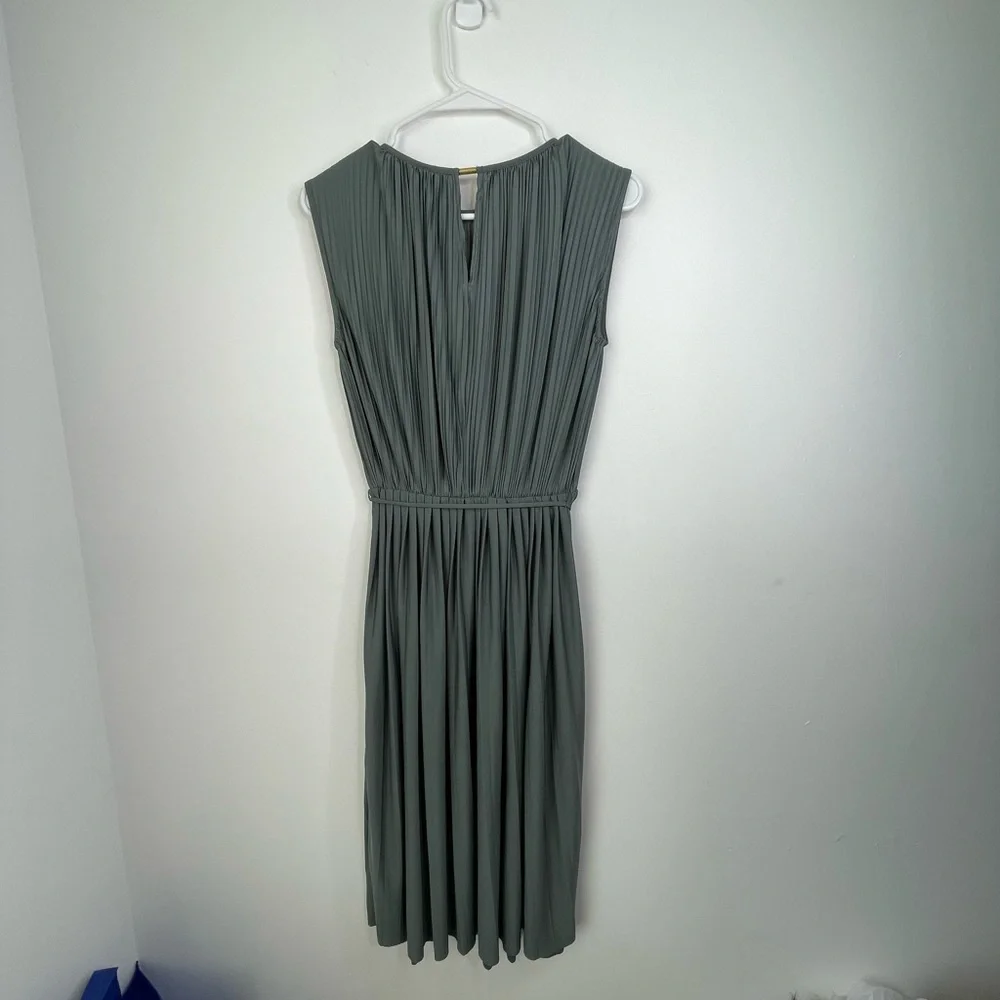H&M green pleated midi formal  dress size XS